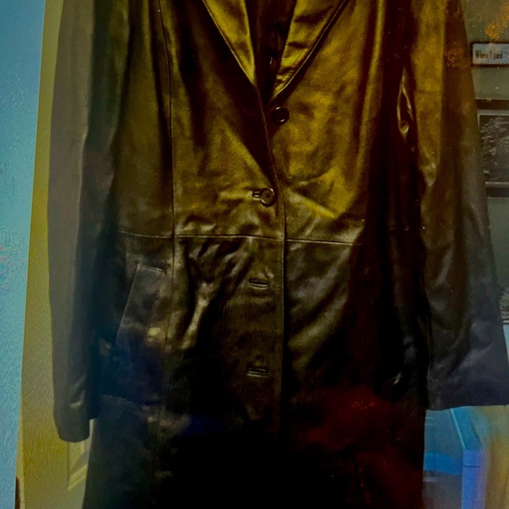 Finger tip length “lamb leather (soft like butter ) taffeta lined